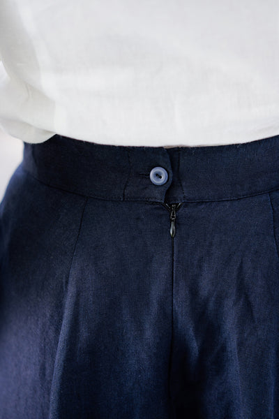 Classic Skirt, Night Navy#color_night-navy