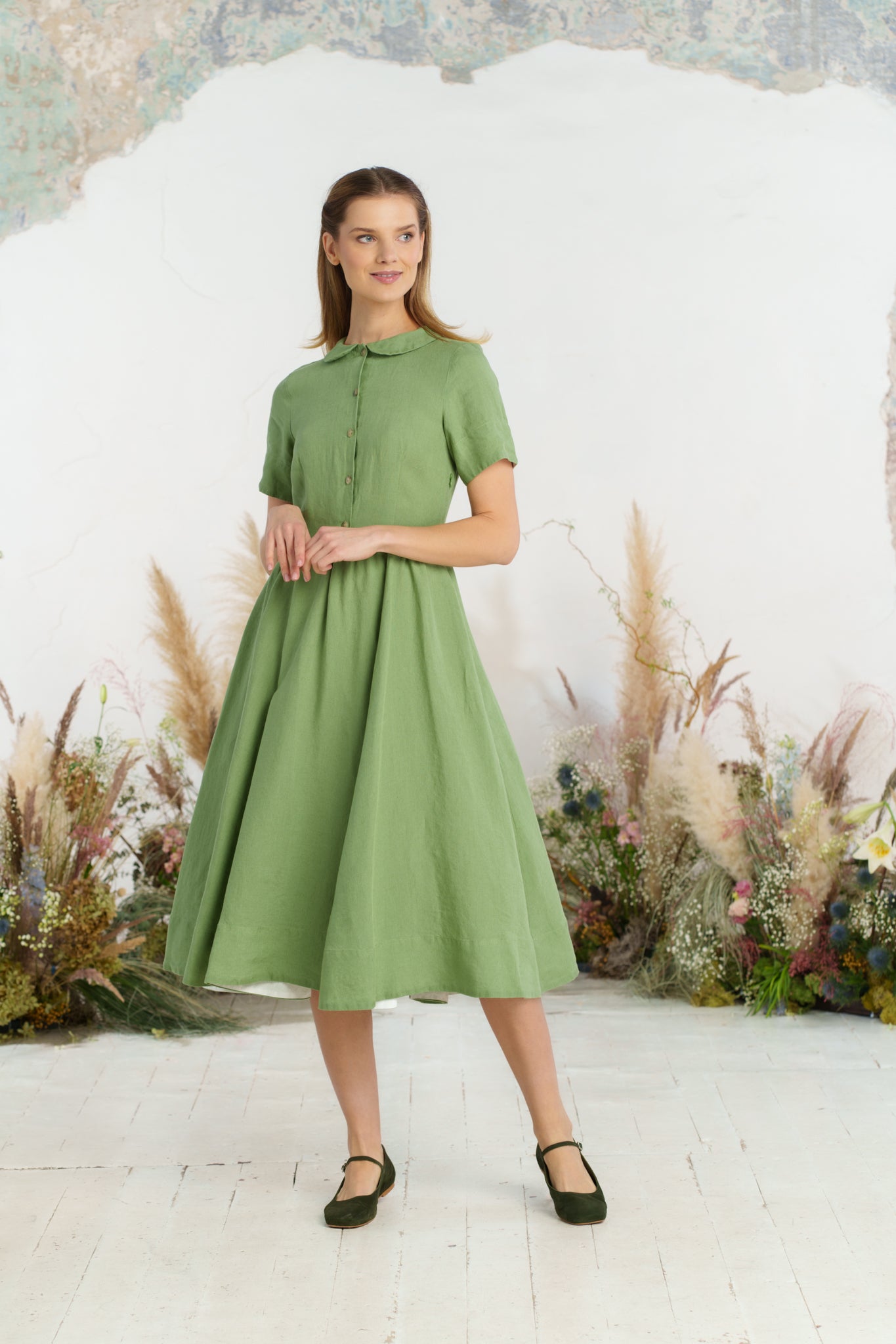 Classic Dress, Short Sleeve, Matcha Latte
#color_matcha-latte