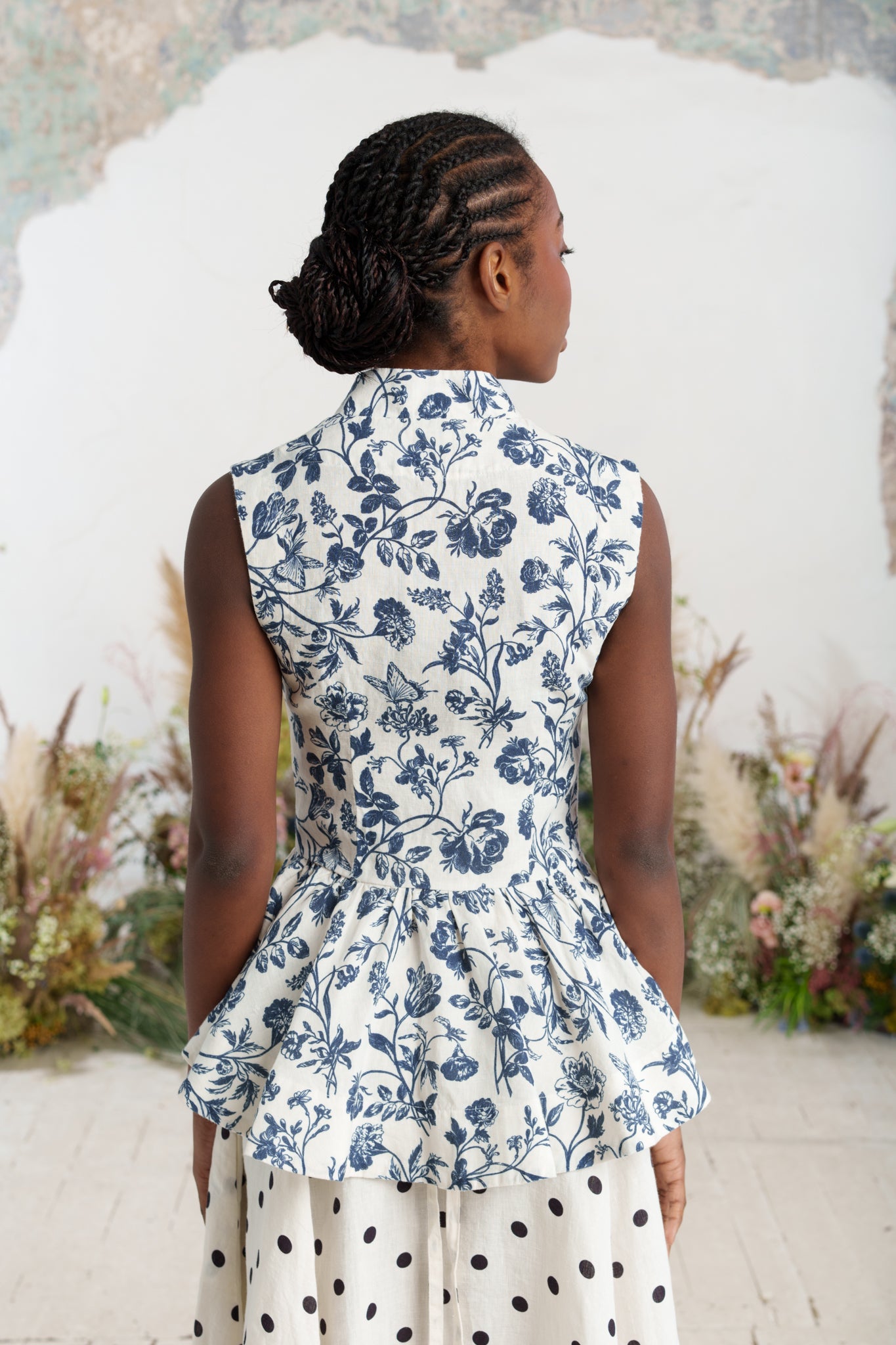 Peplum Vest, Sleeveless, Ink Rose
#color_ink-rose