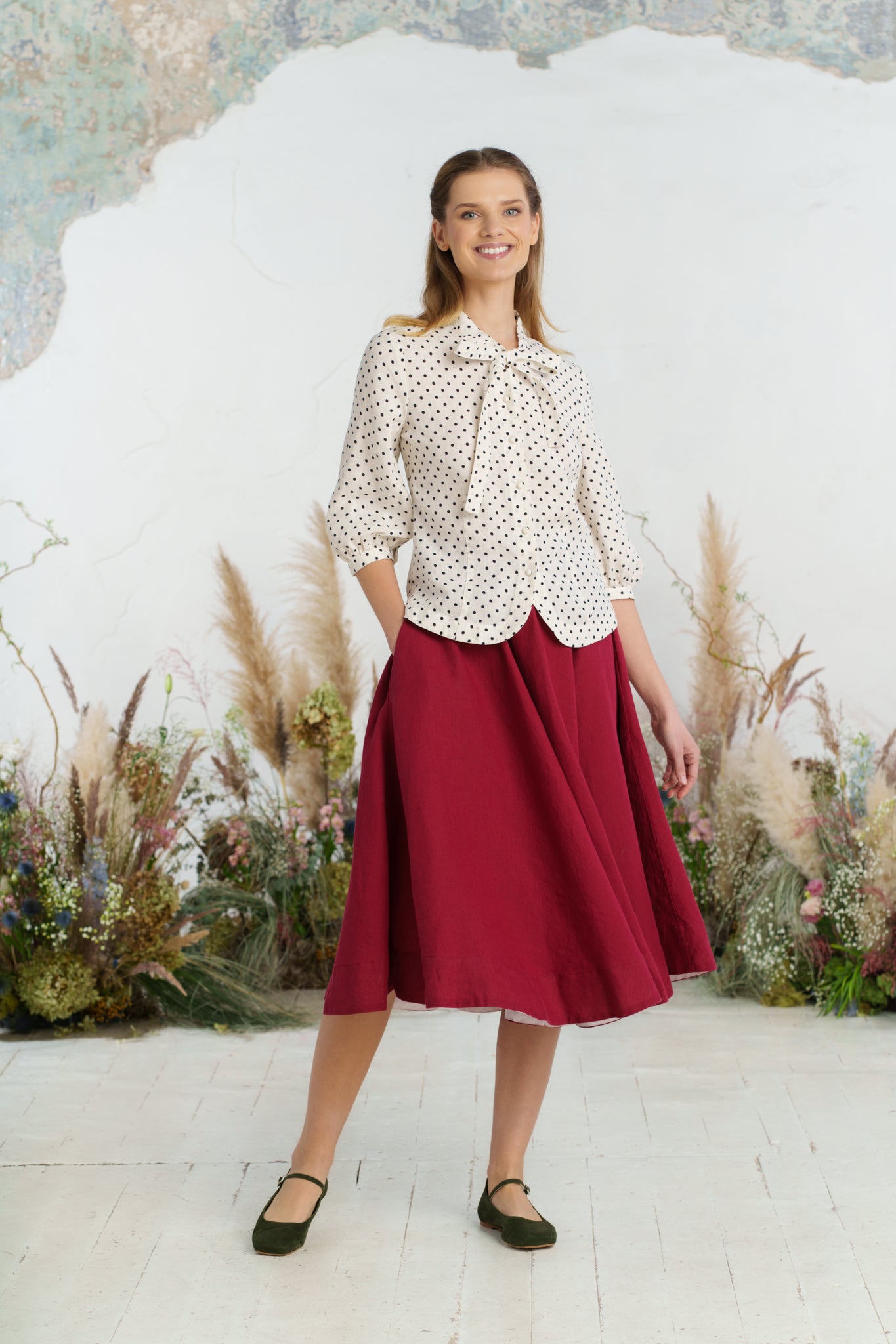 Jasmine Shirt, Long Sleeve, Tiny Dots
#color_tiny-dots