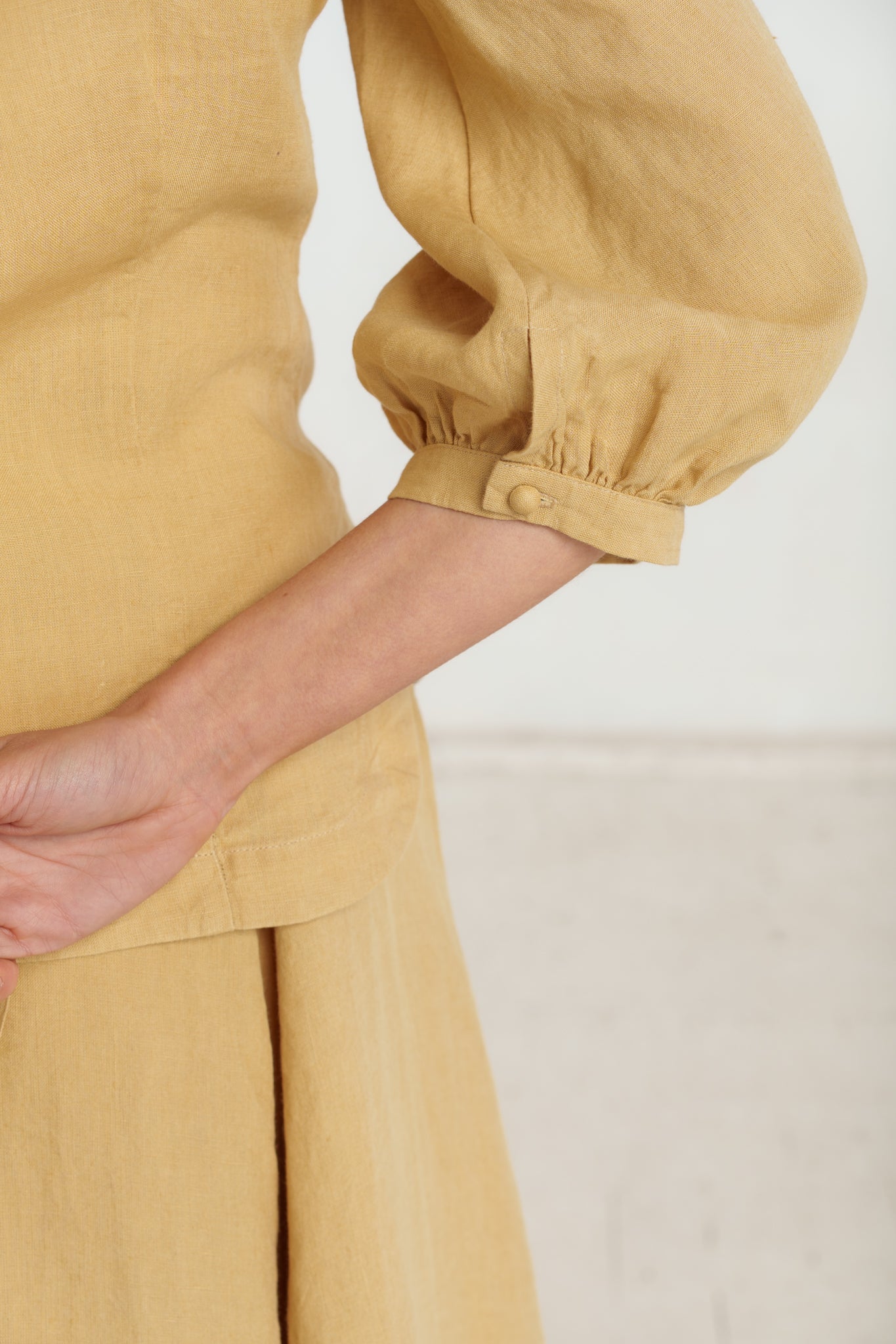 Jasmine Shirt, 3/4 Sleeve, Milk & Honey
#color_milk-honey