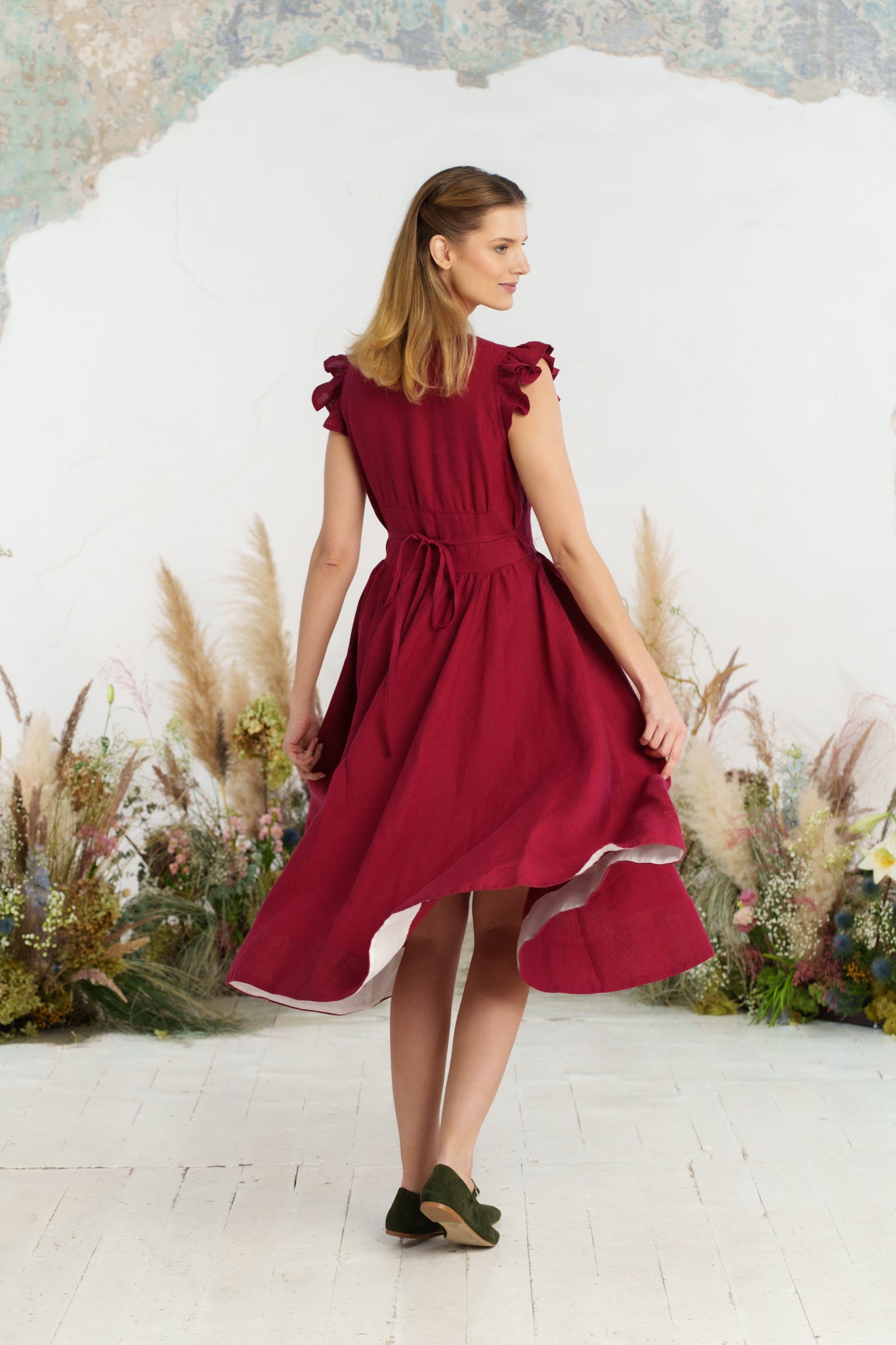 Diane Dress, Ruffle Sleeve, Marsala Red
#color_marsala-red