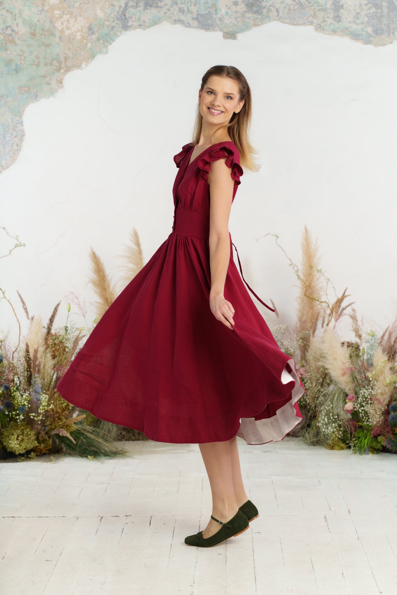 Diane Dress, Ruffle Sleeve, Marsala Red
#color_marsala-red